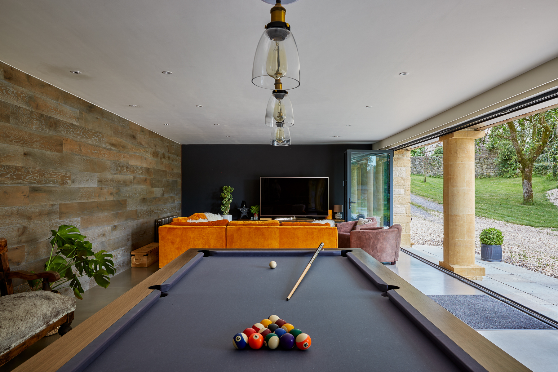 pool table games room