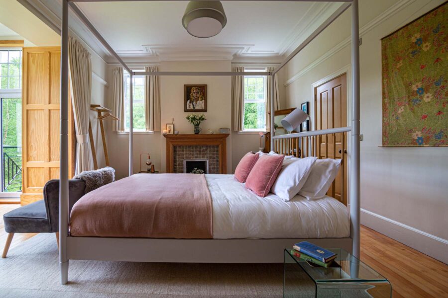 Spacious Double Bedroom with pink furnishings