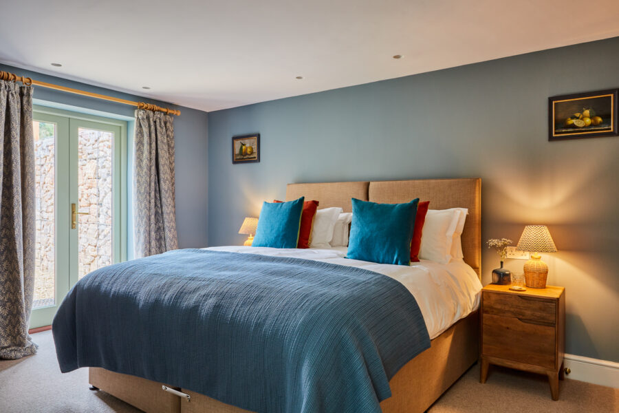 double bedroom blue blanket